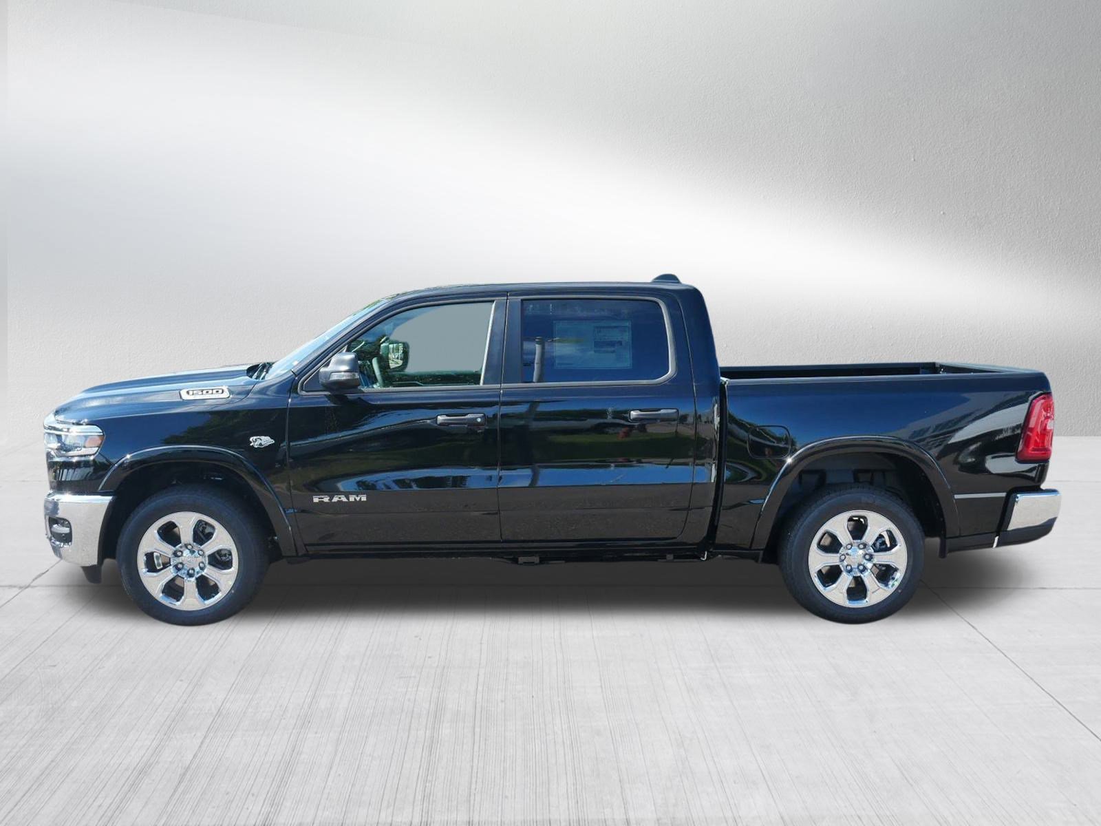 2026 Ram 1500 Big Horn photo 4