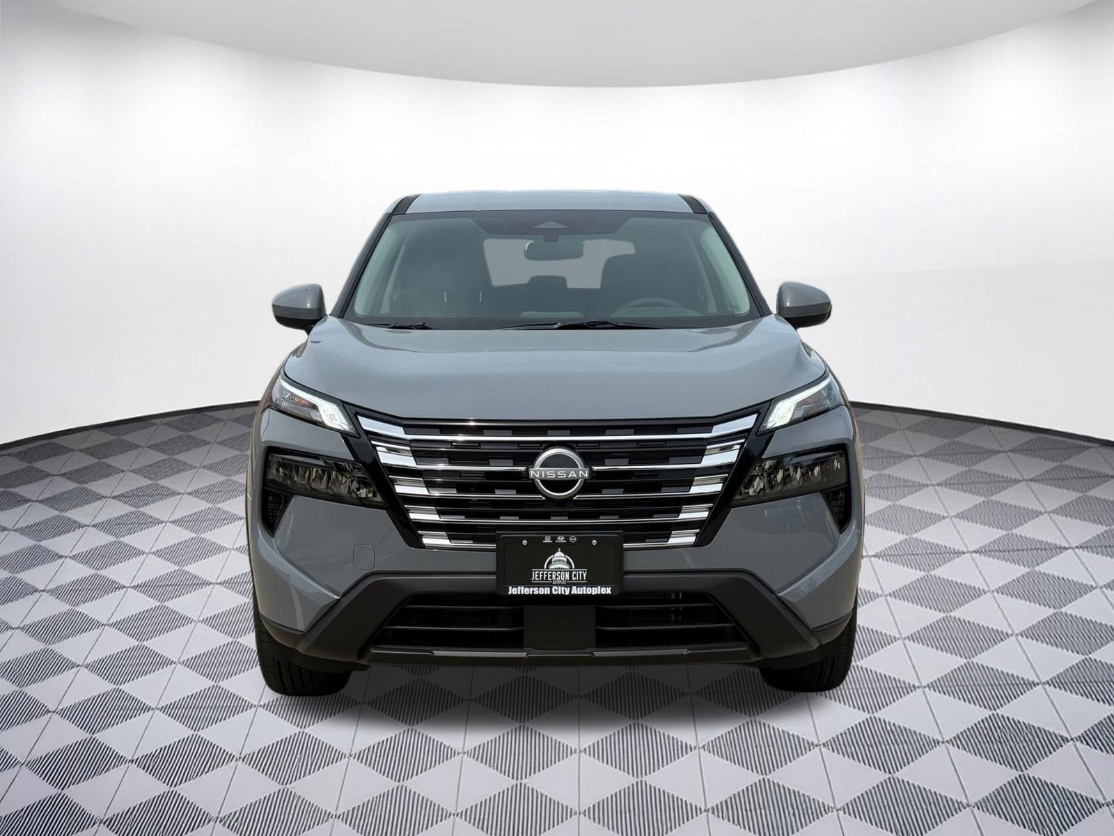 2026 Nissan Rogue SV photo 4