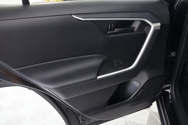 2023 Toyota RAV4 LE photo 24