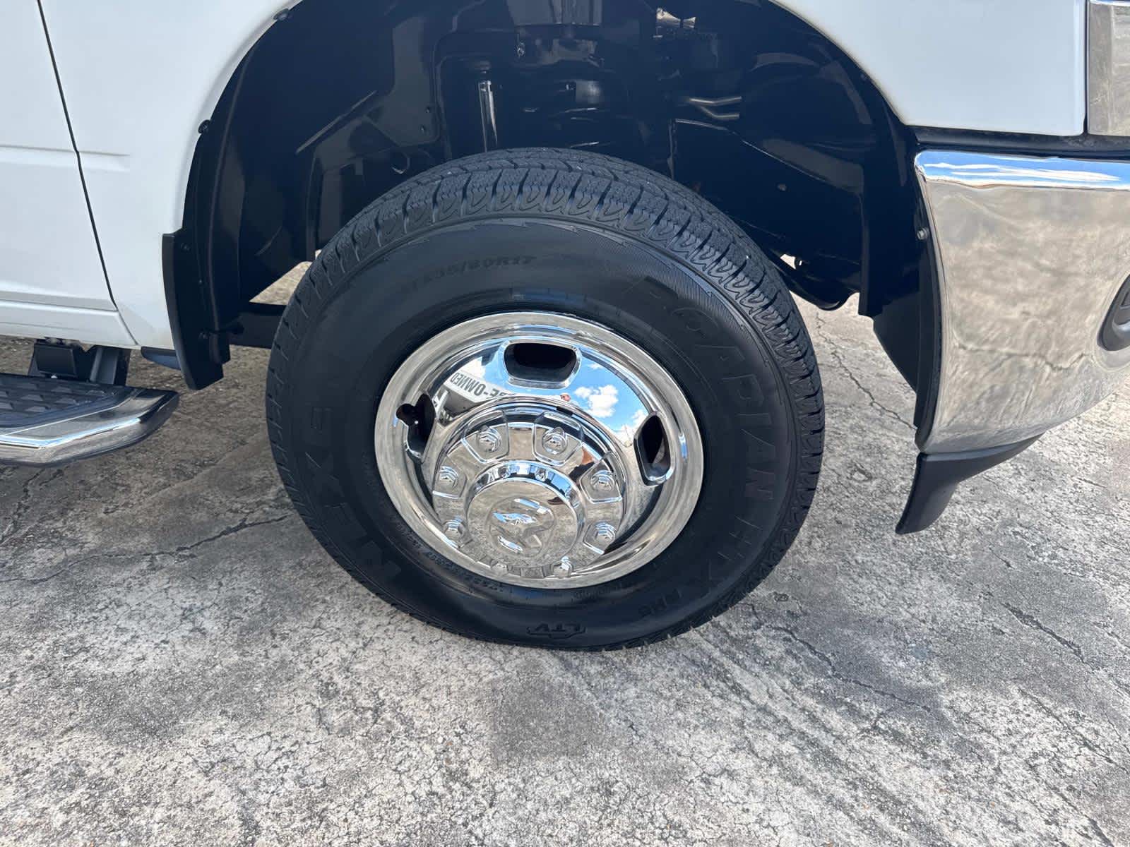 2024 Ram 3500 Big Horn photo 16