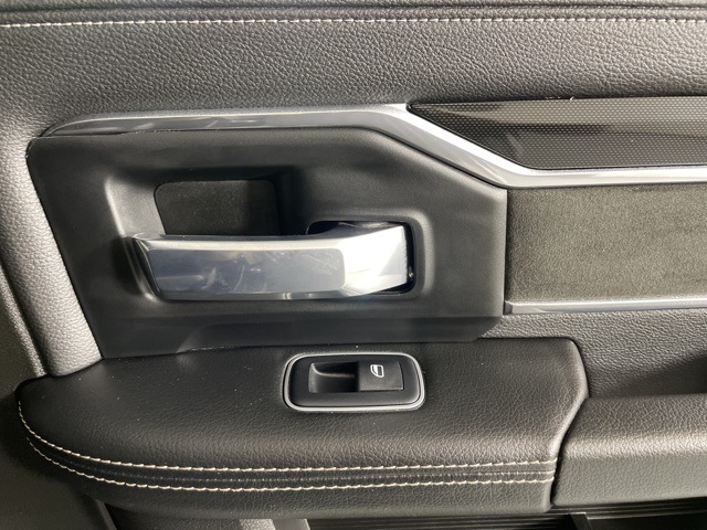 2022 Ram 3500 Laramie photo 14