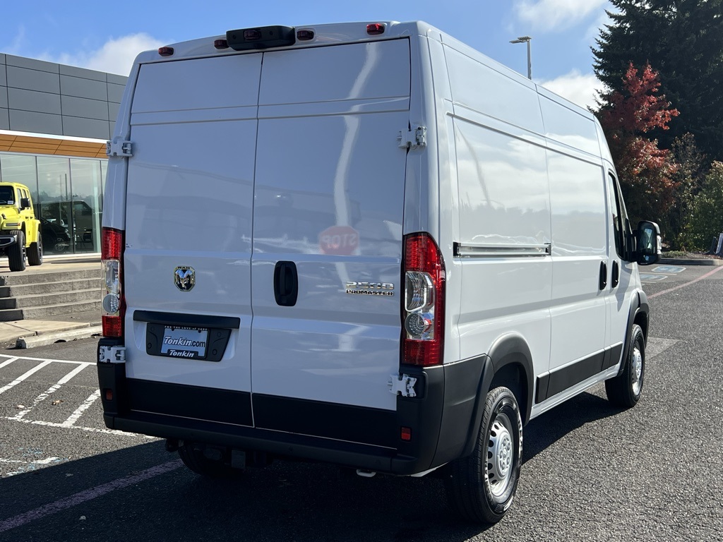 2026 Ram ProMaster 2500 photo 3