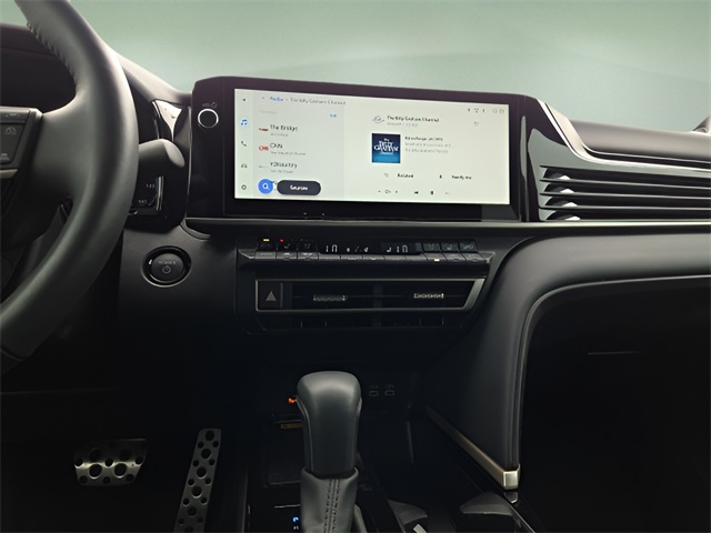 2025 Toyota Camry XSE photo 11