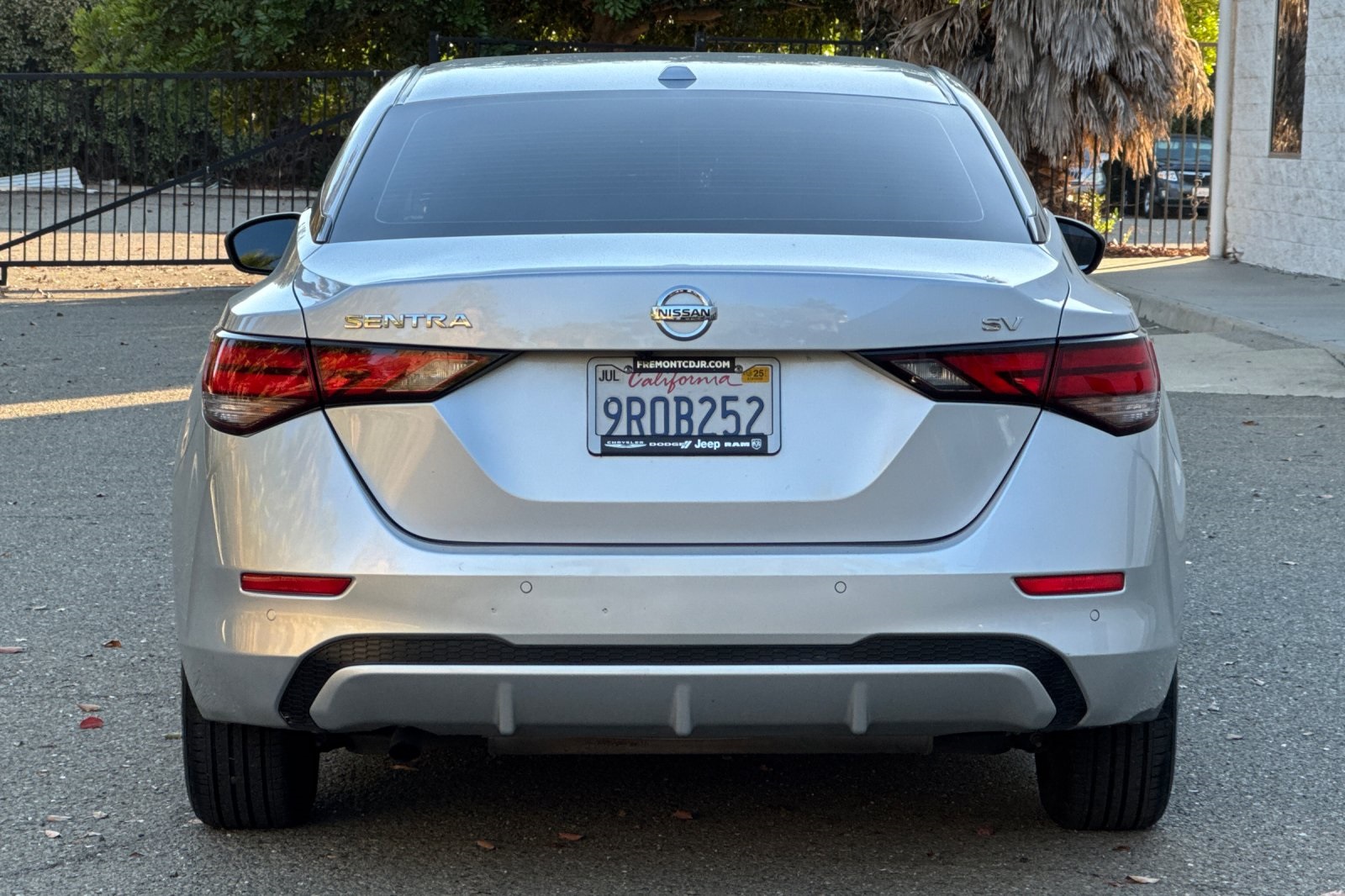 2021 Nissan Sentra SV photo 4