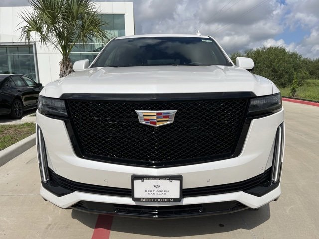 2024 Cadillac Escalade Sport photo 3