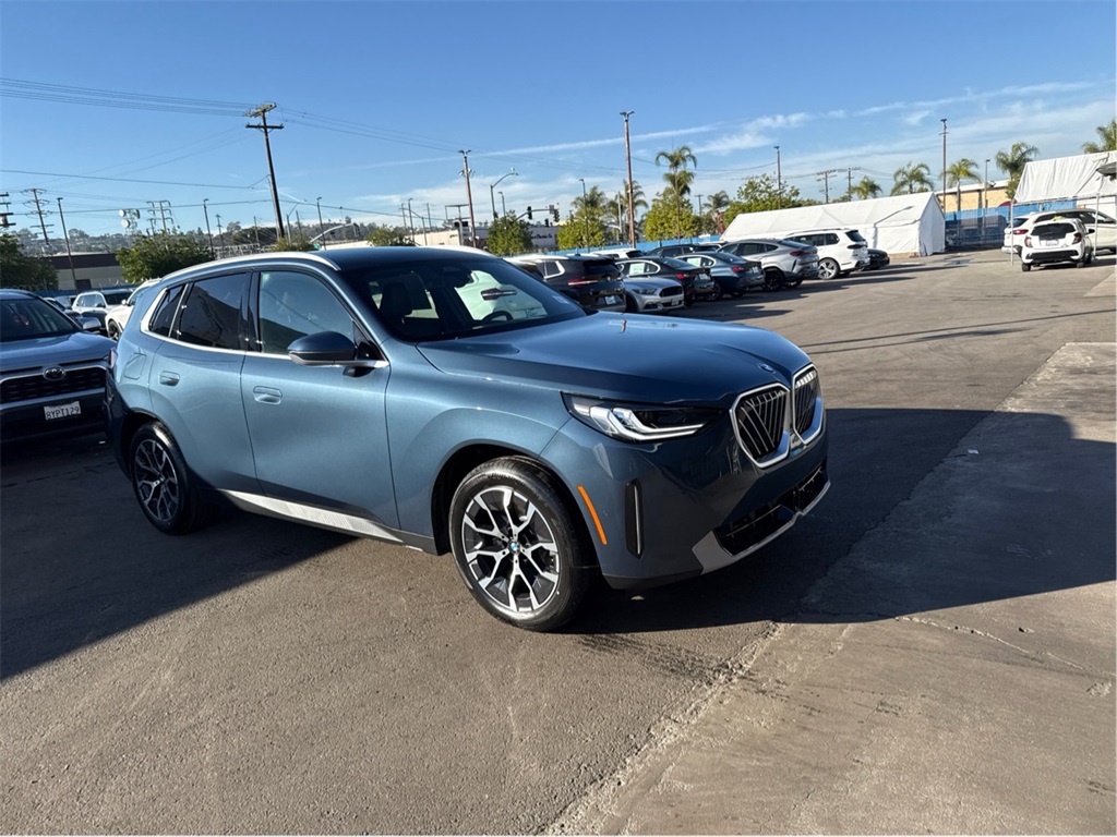 2026 BMW X3 30's photo