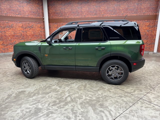 2024 Ford Bronco Sport Badlands photo 2