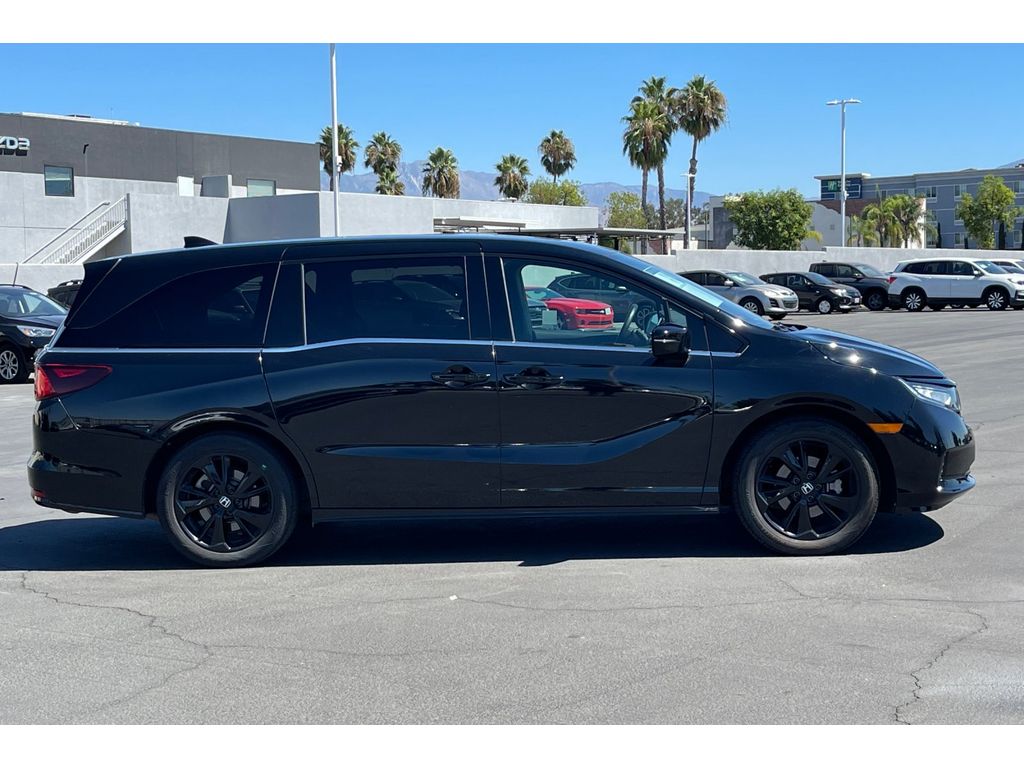 2023 Honda Odyssey Sport photo 7