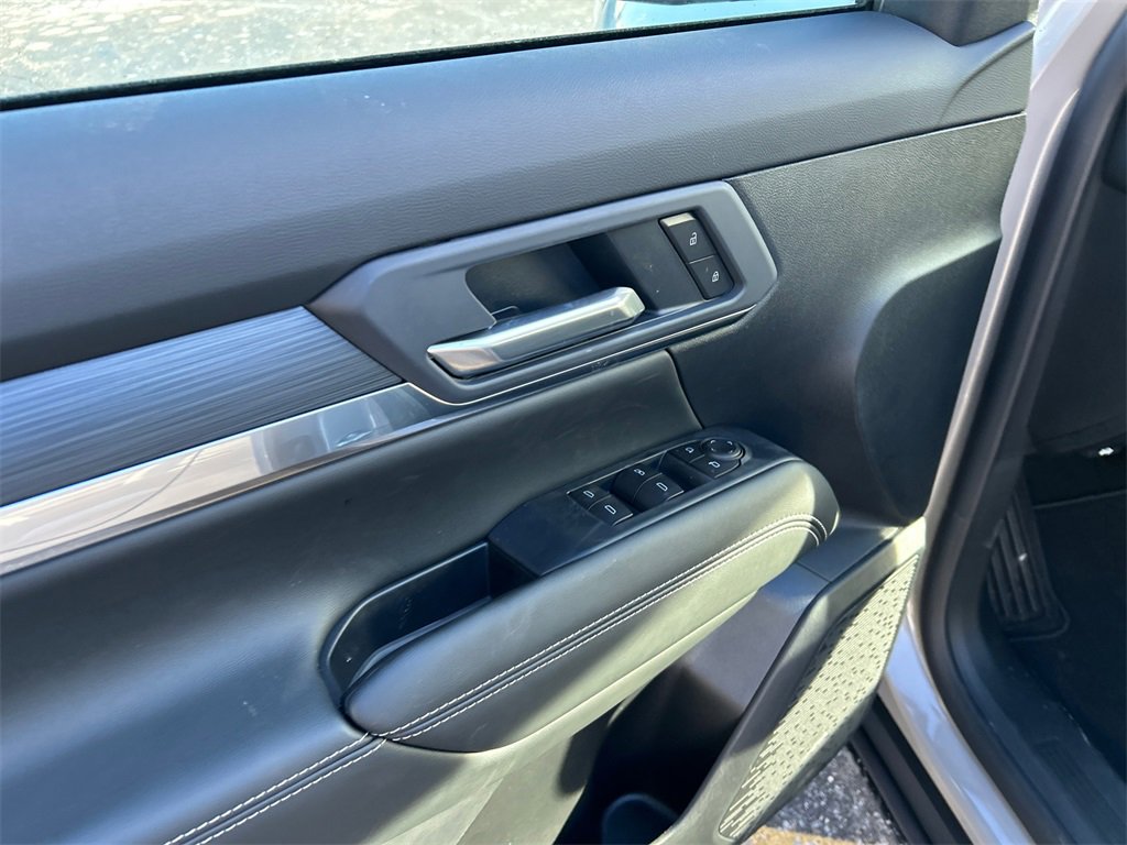 2026 GMC TERRAIN - Image 13