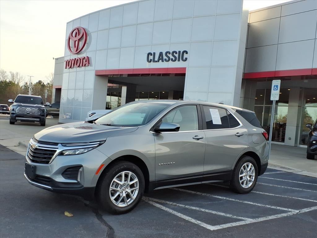 2024 Chevrolet Equinox LT's photo