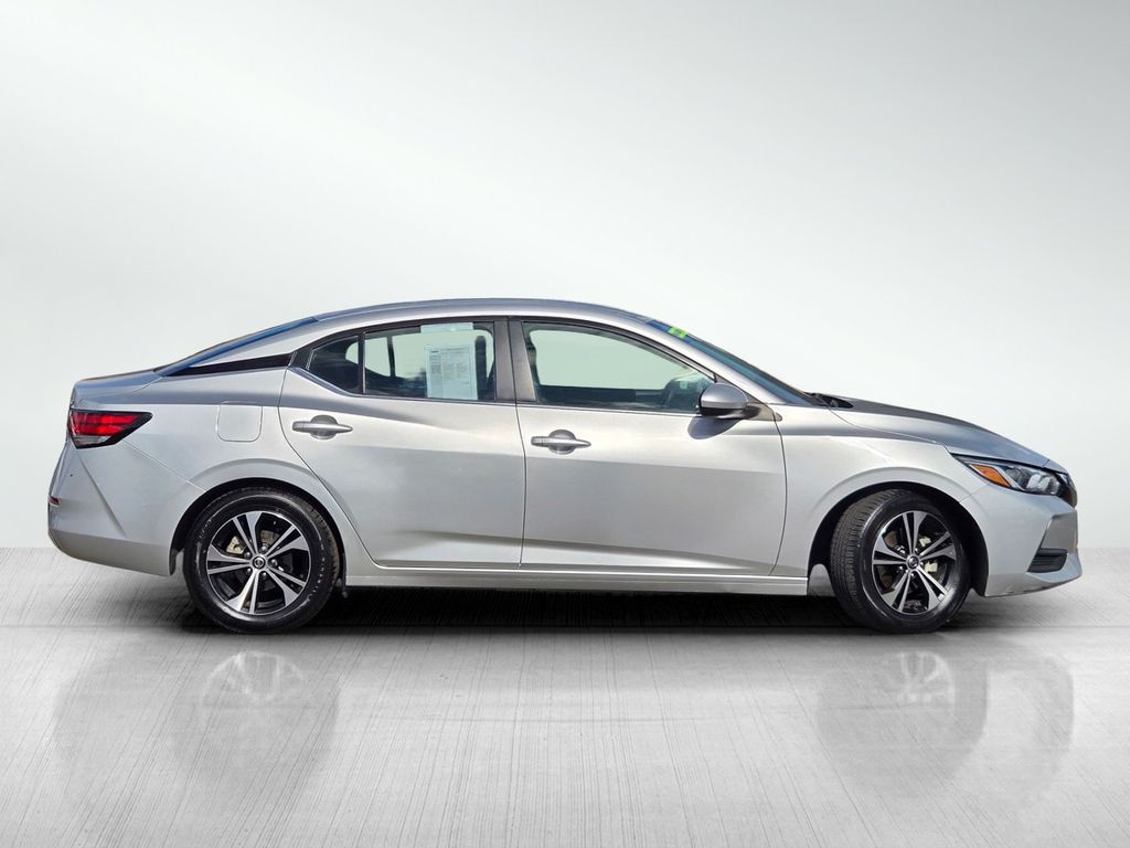2023 Nissan Sentra SV photo 3