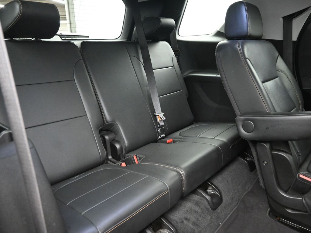 2020 Chevrolet Traverse Premier photo 7