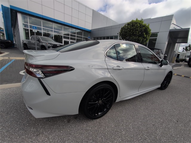 2022 Toyota Camry XSE photo 13