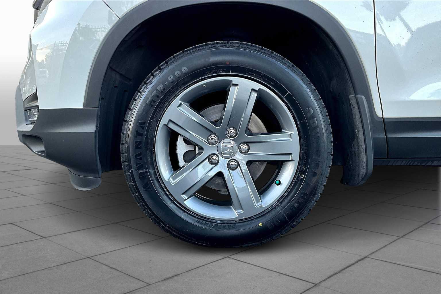 2022 Honda Ridgeline RTL photo 8