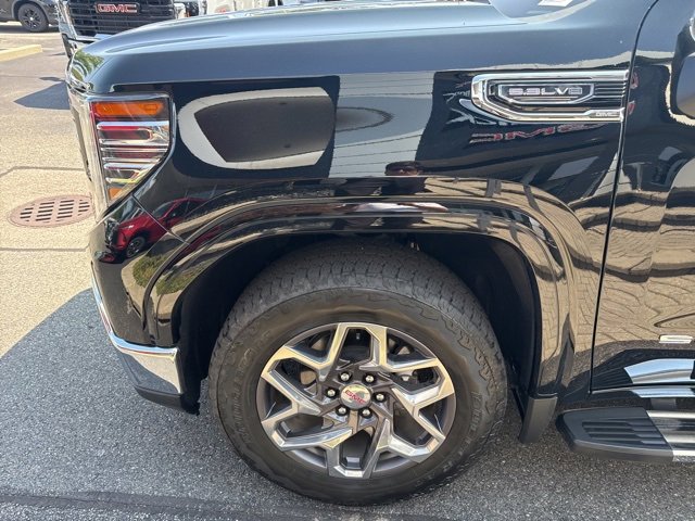 2025 Gmc Sierra 1500 SLT photo 2