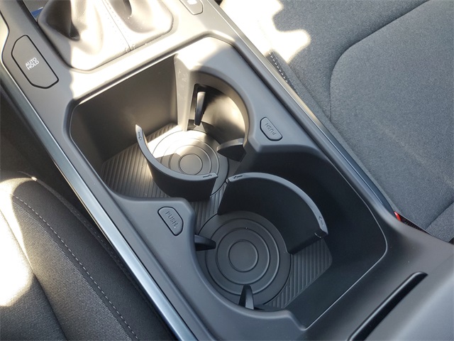 2025 Kia K4 LXS photo 19