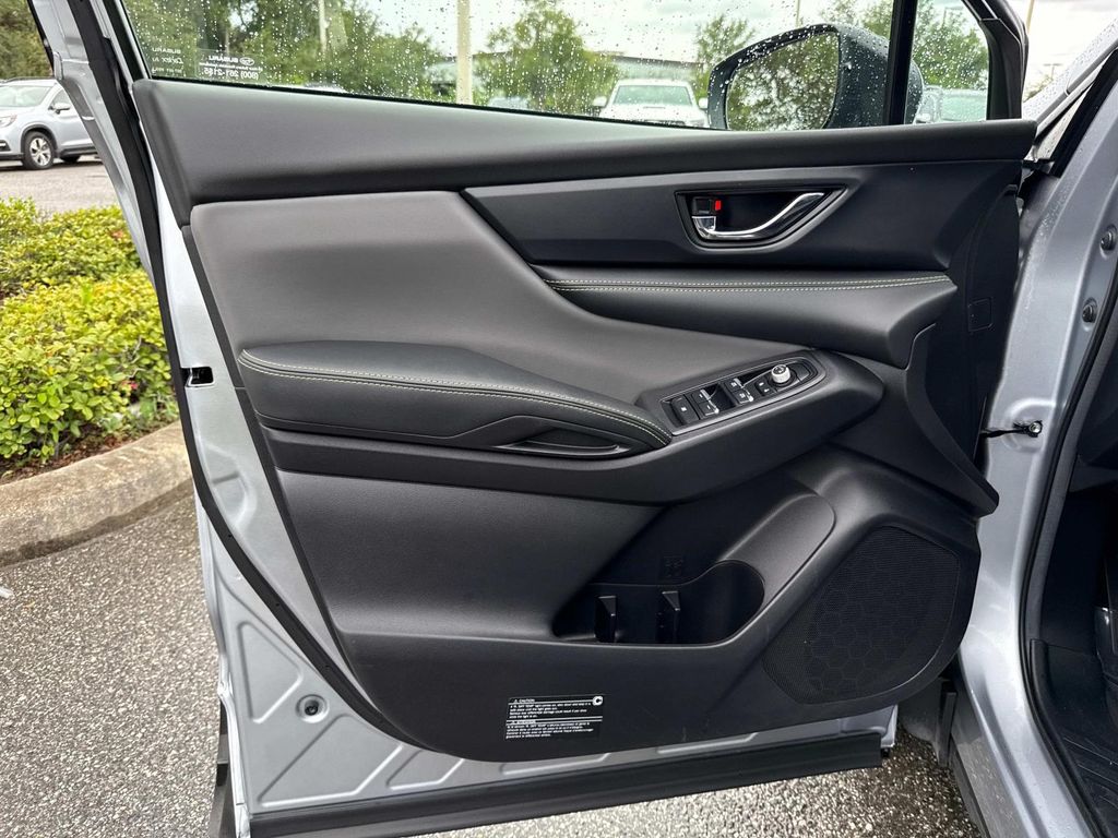 2024 Subaru Ascent Onyx Edition photo 19
