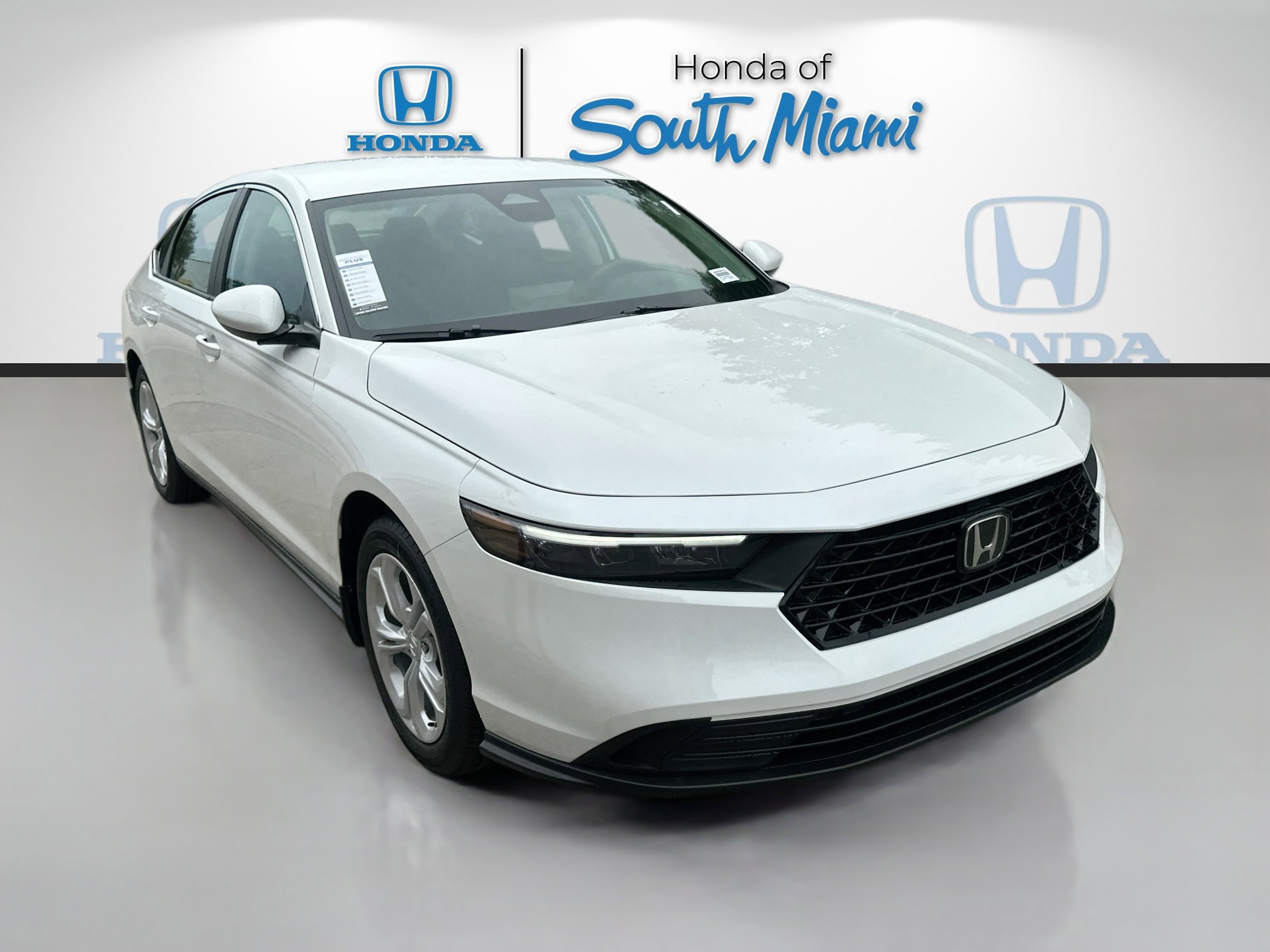 2025 Honda Accord LX's photo
