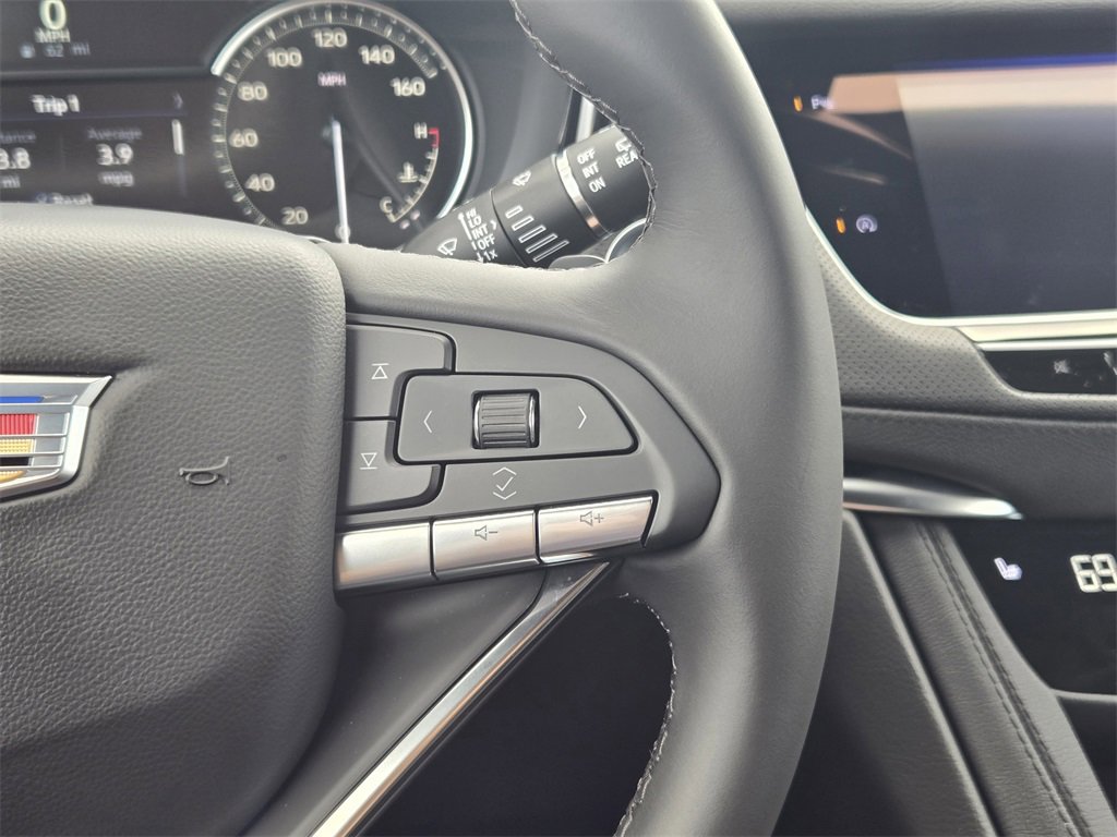 2025 Cadillac XT6 Luxury photo 28