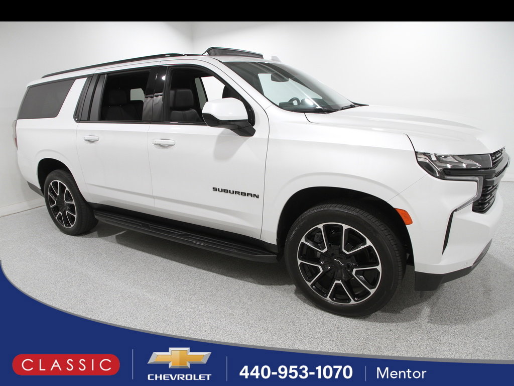2023 Chevrolet Suburban RST's photo
