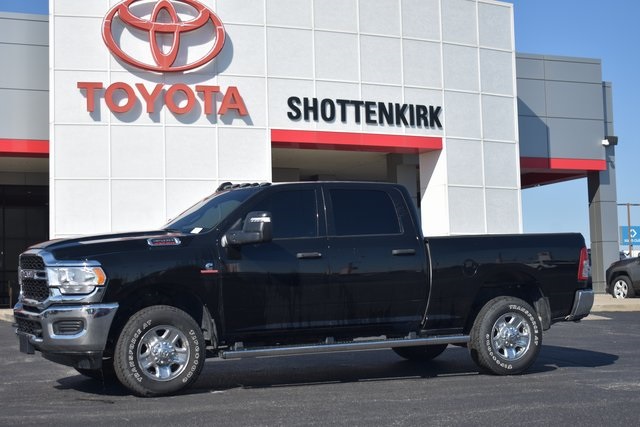 E09fde01c6272f4b55b3436888b3203c