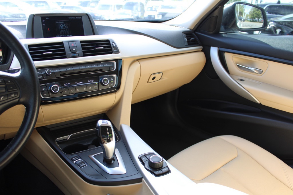 2018 Bmw 320i xDrive Sedan photo 18