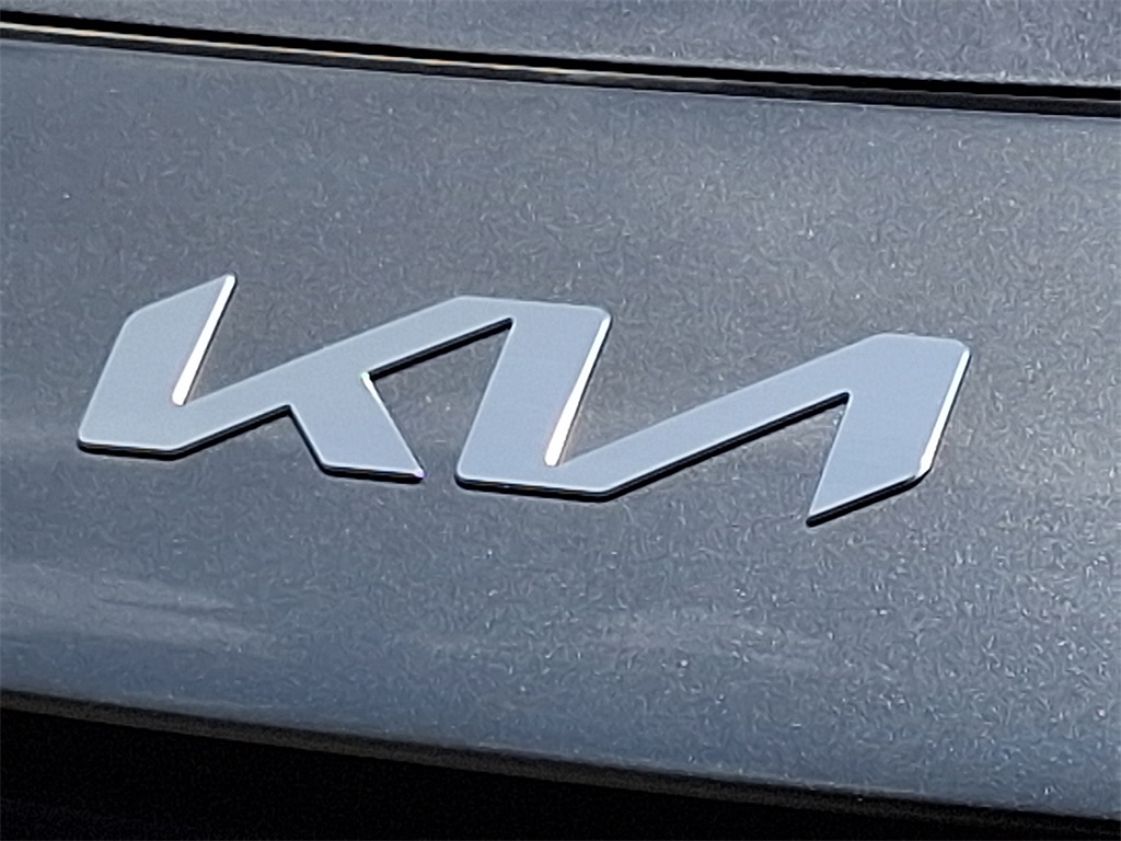 2025 Kia Niro Plug-In Hybrid EX photo 21