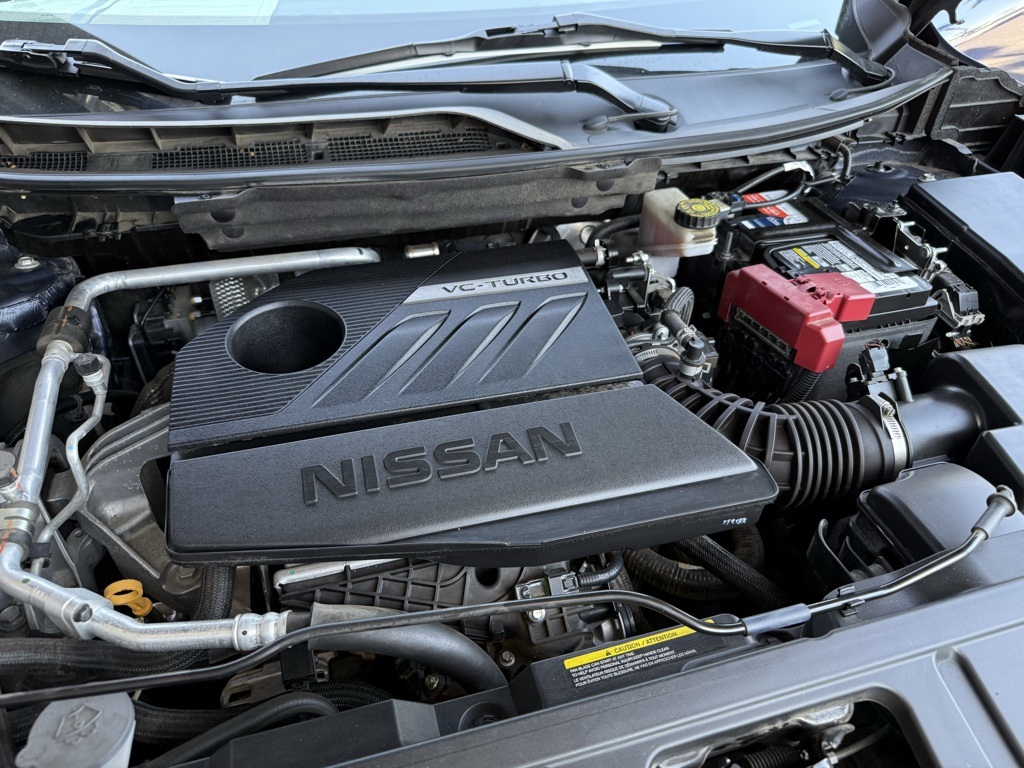 2023 Nissan Rogue SV photo 23