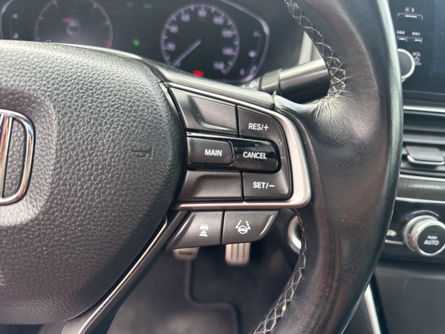 2018 Honda Accord Sport 2.0T photo 18
