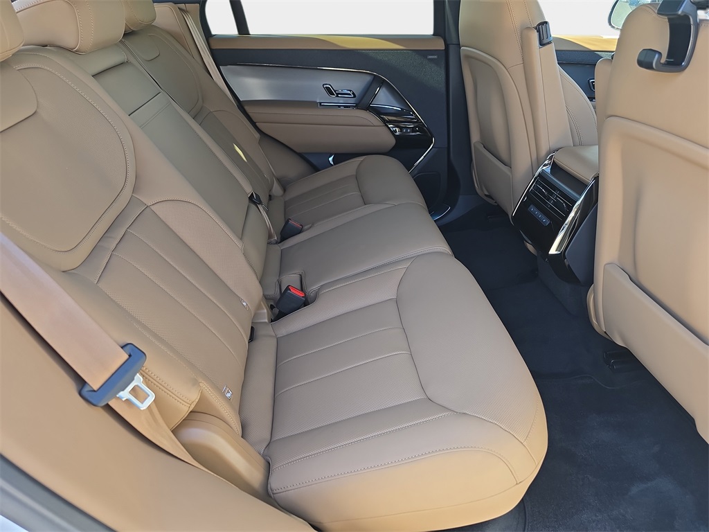 2025 Land Rover Range Rover Sport SE photo 5
