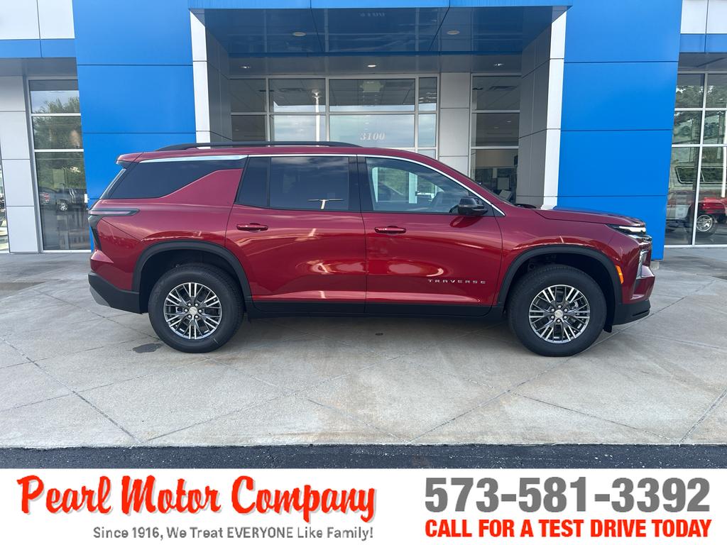 2026 Chevrolet Traverse photo 3