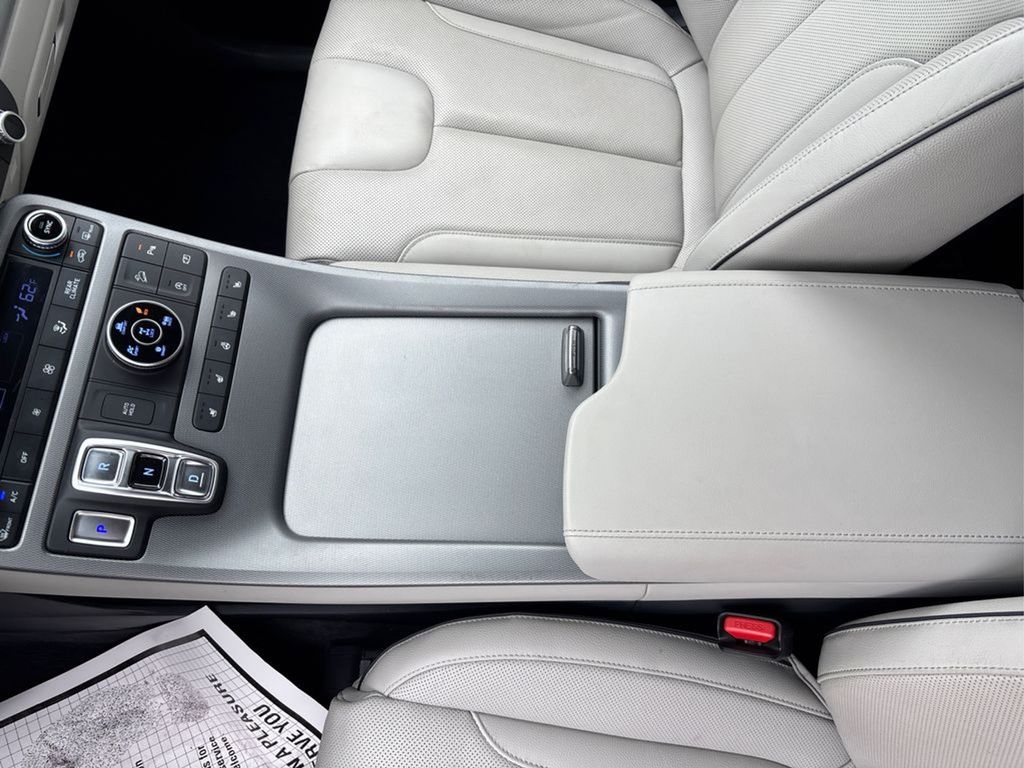 2023 Hyundai Palisade Limited photo 19