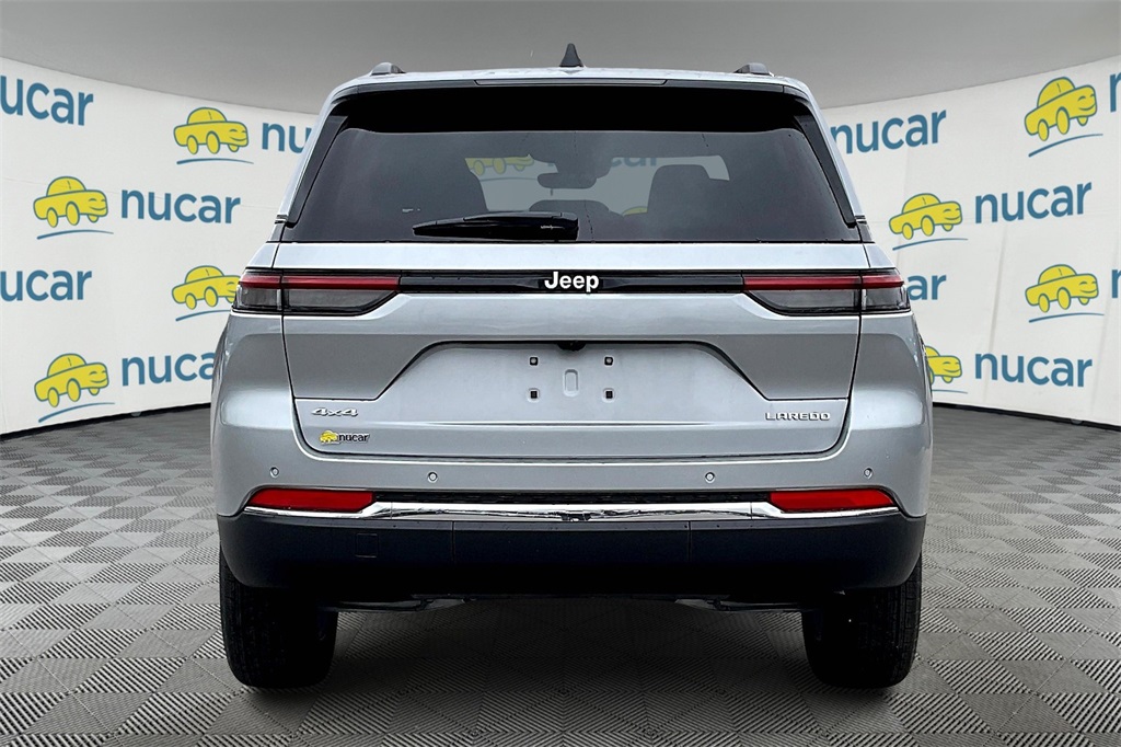 2025 Jeep Grand Cherokee Laredo X photo 4