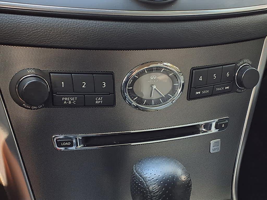 2007 Infiniti M45 Sport photo 17