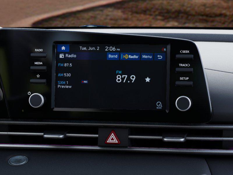 2025 Hyundai Elantra SEL Sport photo 13