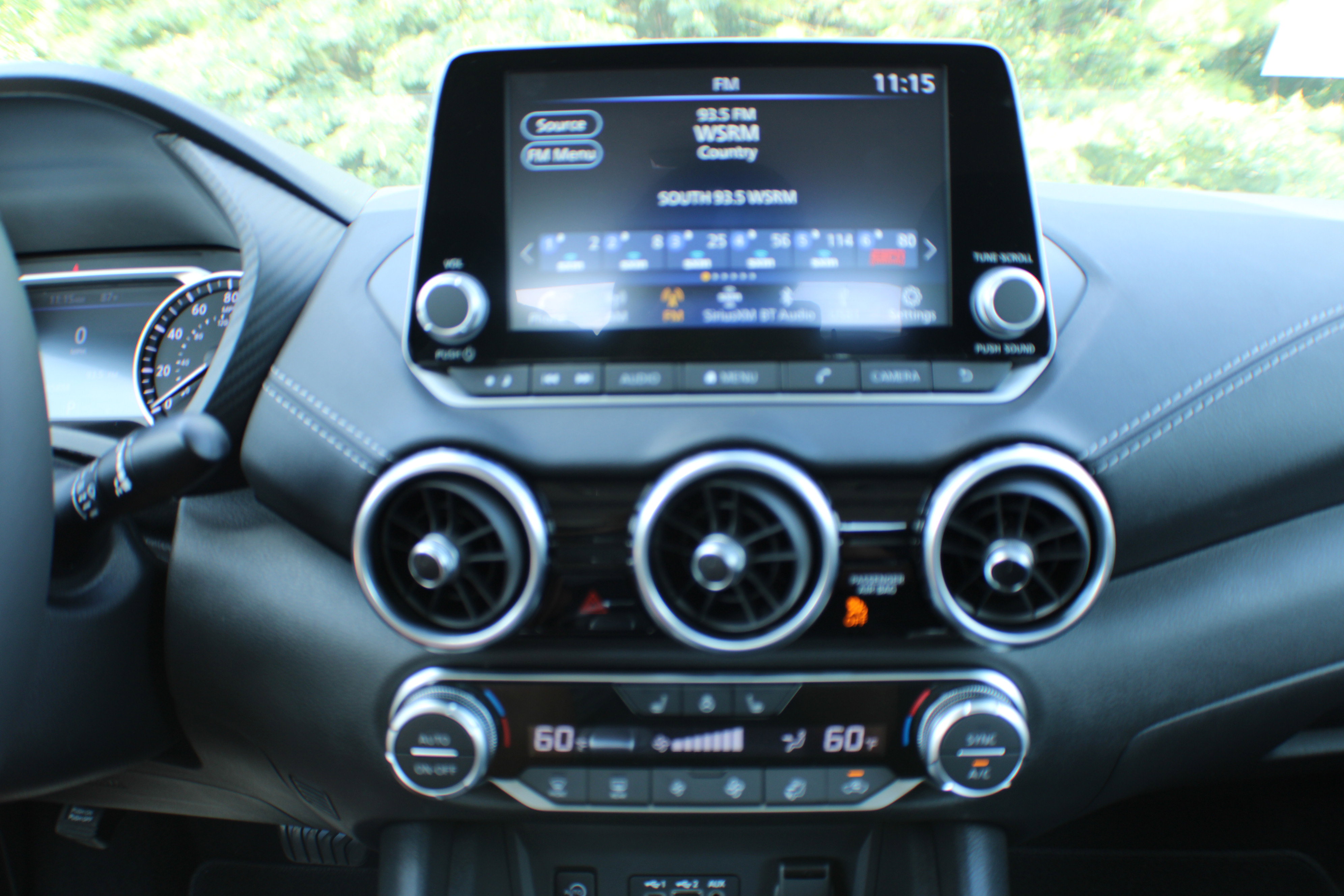 2025 Nissan Sentra SV photo 2