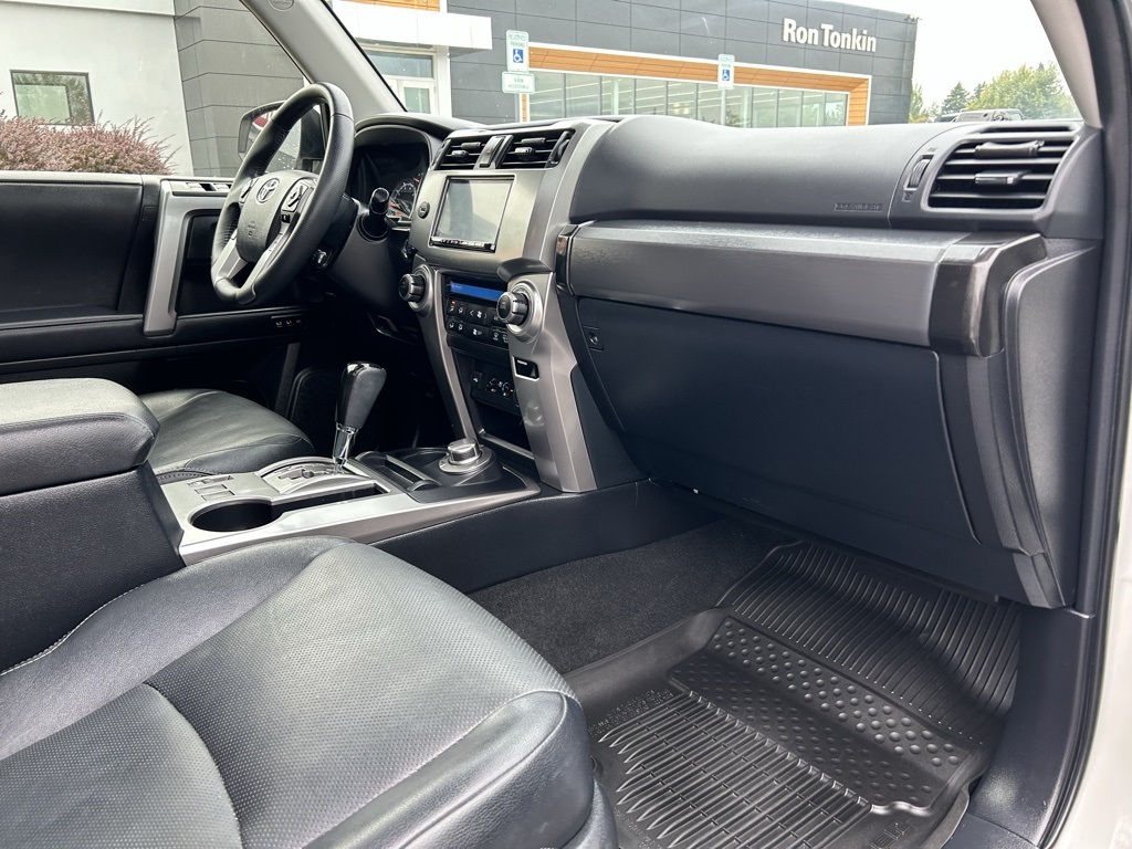2022 Toyota 4Runner Limited photo 29