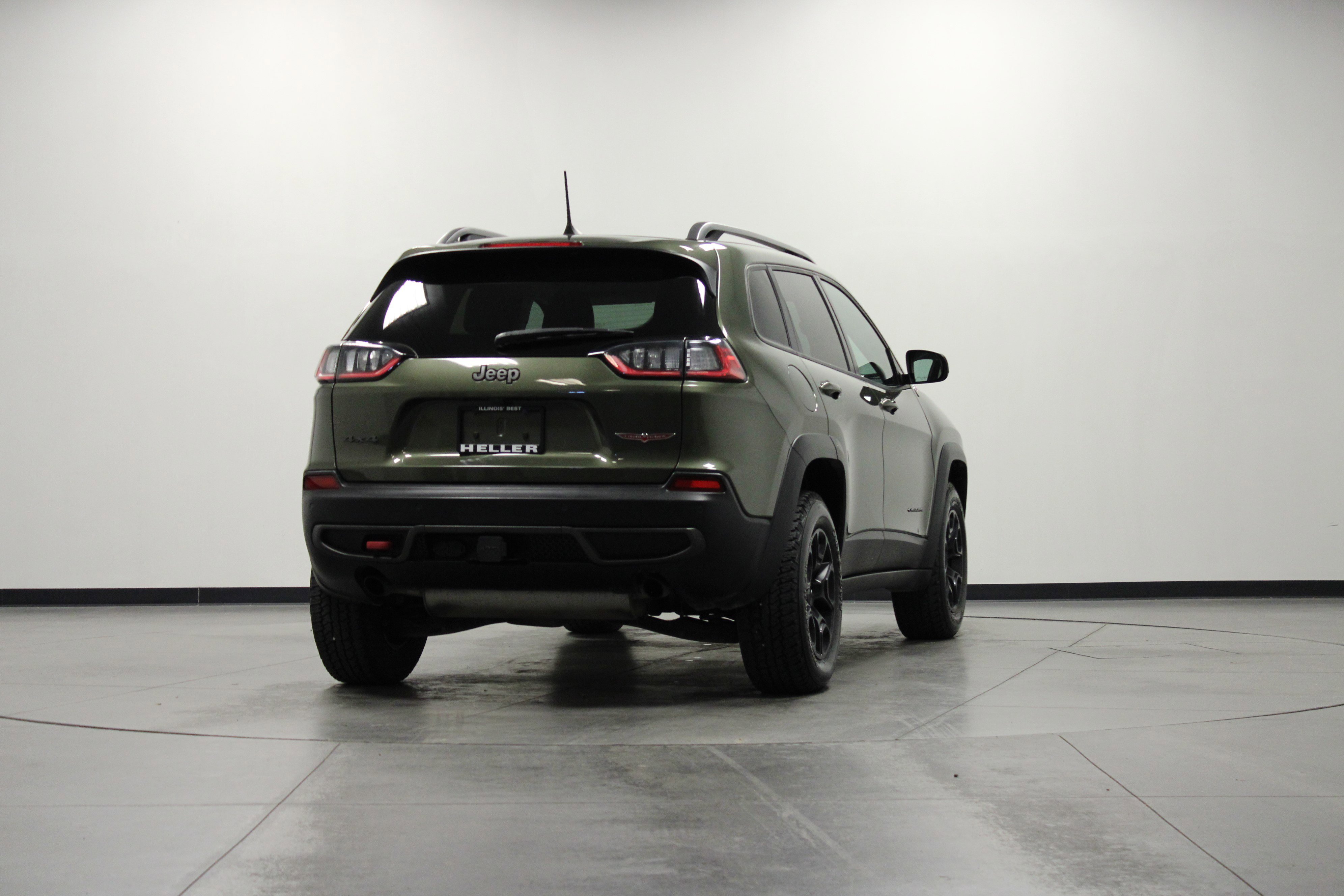 2020 Jeep Cherokee Trailhawk photo 3