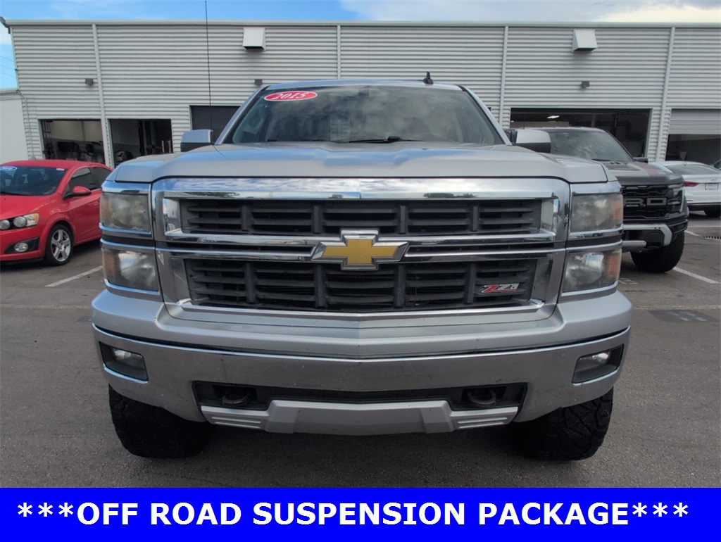 2015 Chevrolet Silverado 1500 LT photo 3