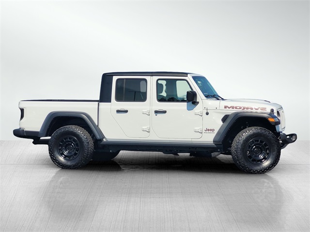 2023 Jeep Gladiator Mojave photo 3