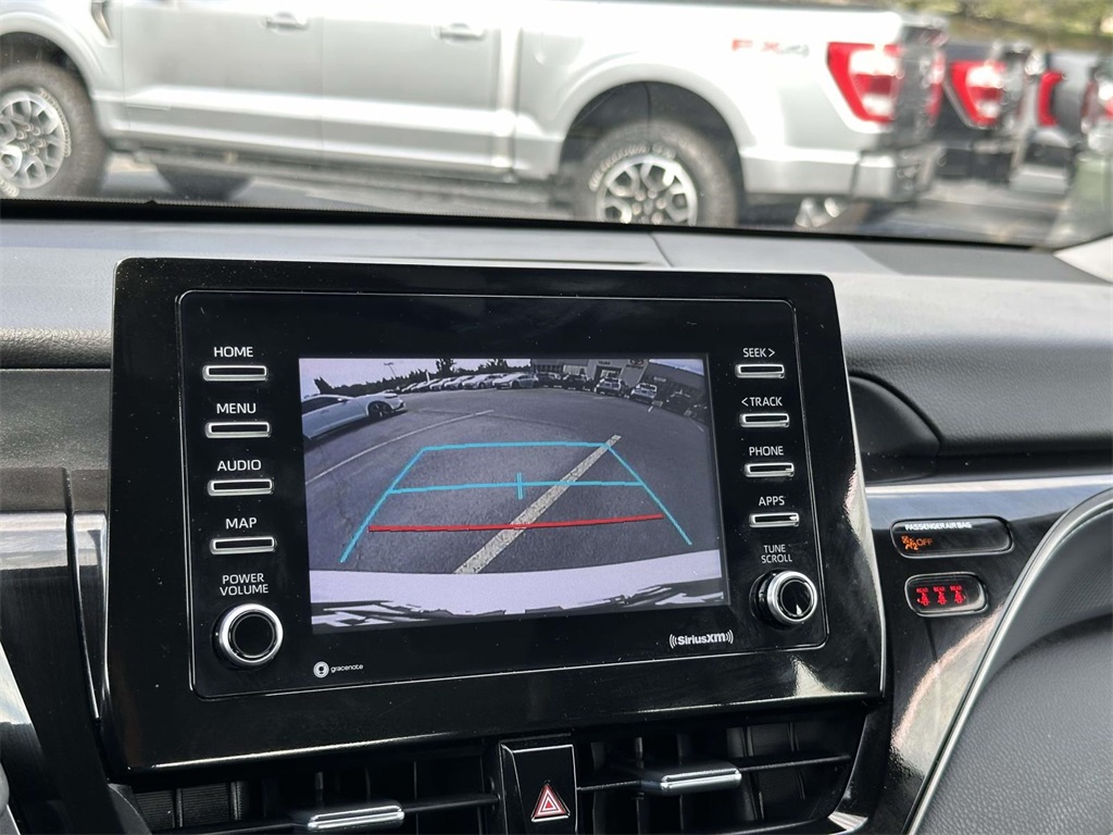 2024 Toyota Camry SE photo 4