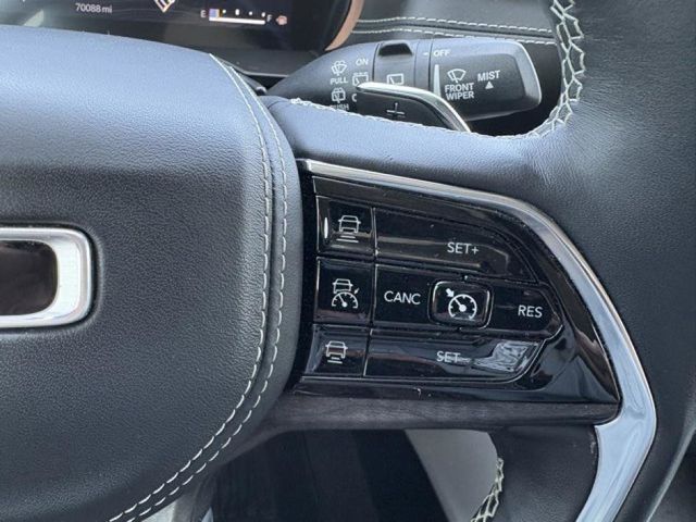 2021 Jeep Grand Cherokee Overland photo 16