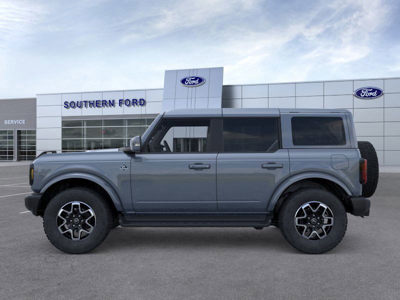 2025 Ford Bronco Outer Banks photo 2