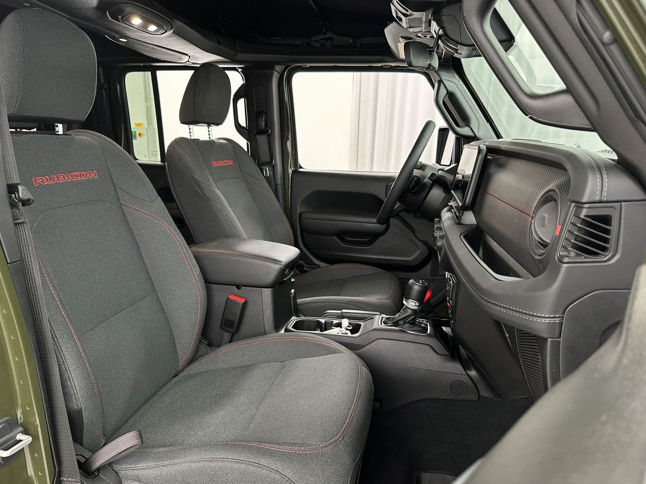 2024 Jeep Gladiator Rubicon photo 19