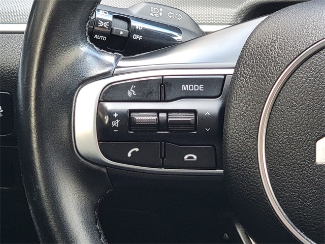 2022 Kia K5 GT-Line photo 27