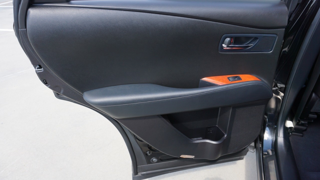 2010 Lexus RX 350 photo 29