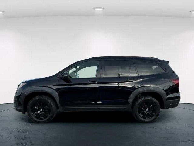 2022 Honda Pilot TrailSport photo 3