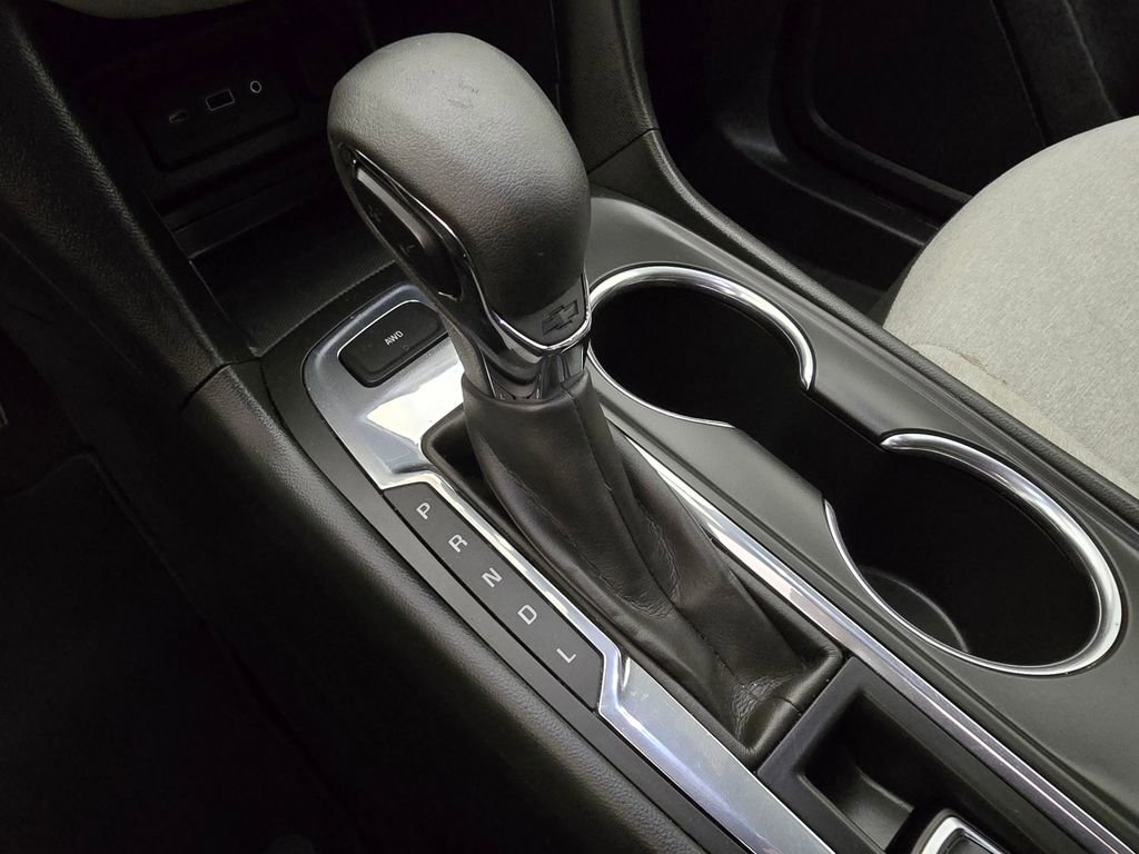 2023 Chevrolet Equinox LT photo 12