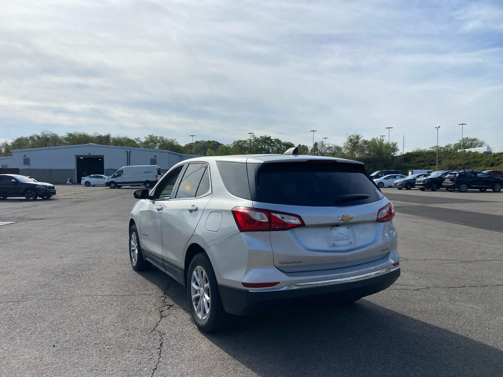 2020 Chevrolet Equinox LT photo 3