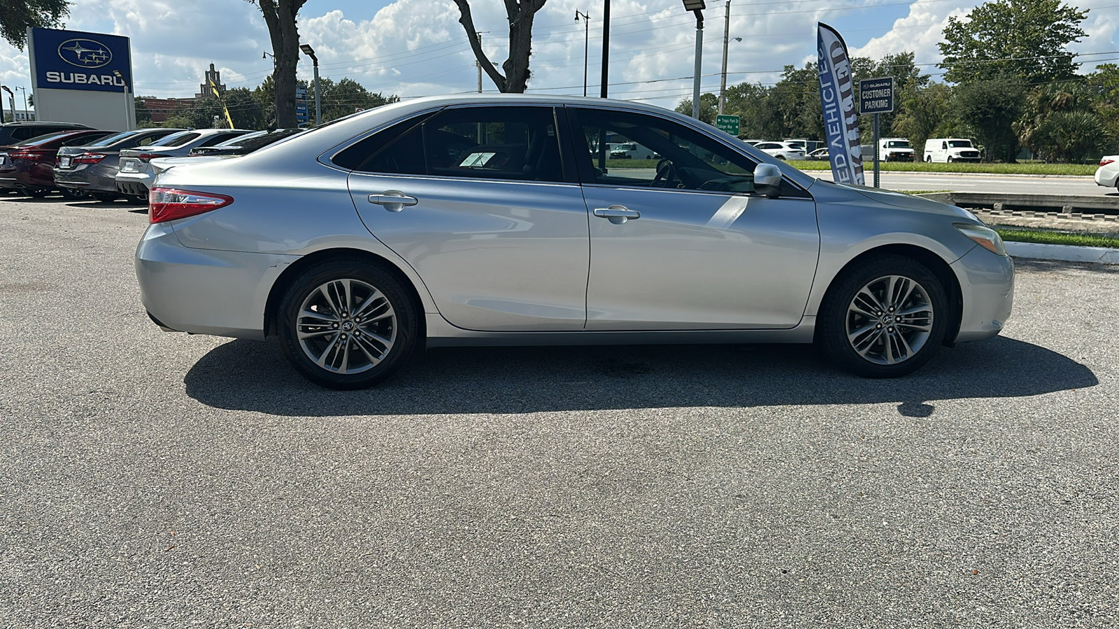 2017 Toyota Camry LE photo 22